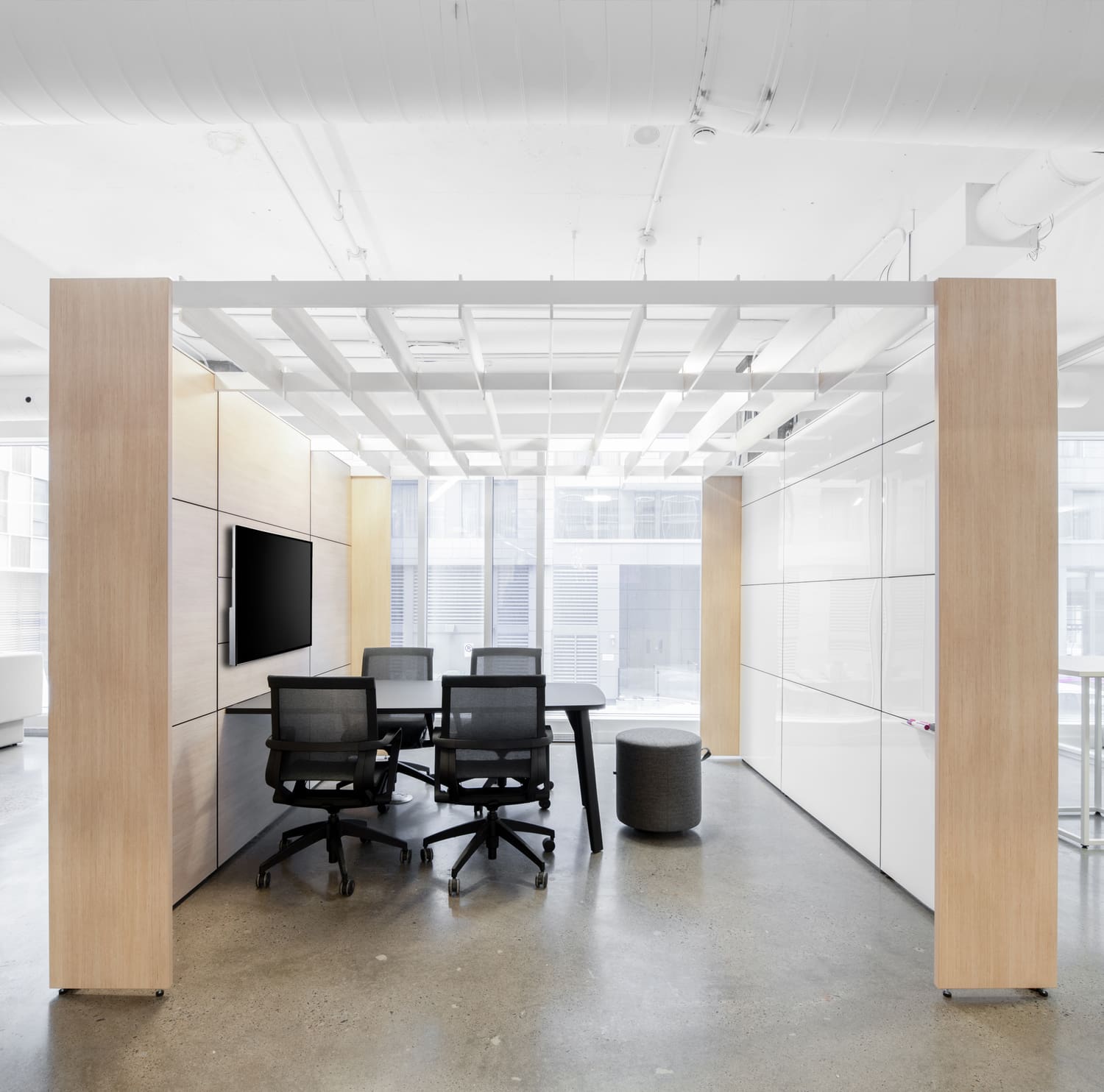 Semi-Private Meeting Spaces for Collaboration