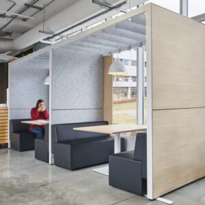 Collaborative-Meeting-Booths-1024x685